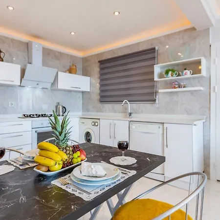 Apartment With Private Pool - 3115 Kalkan