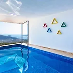 With Private Pool - 3115 דירה